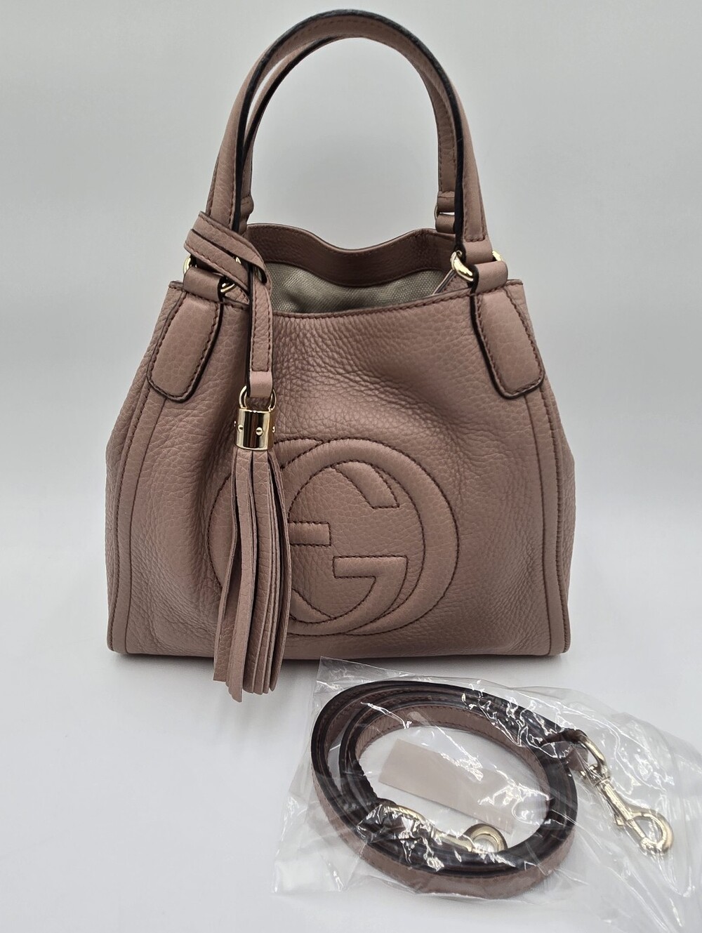 Gucci Pebbled Calfskin Small Soho Shoulder Bag Light Pink - COA Included - Picture 3 of 16
